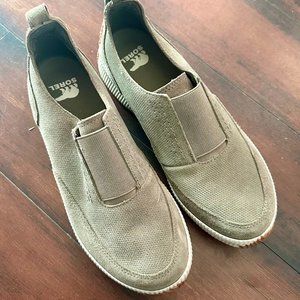 Sorel womens out n about plus slip on